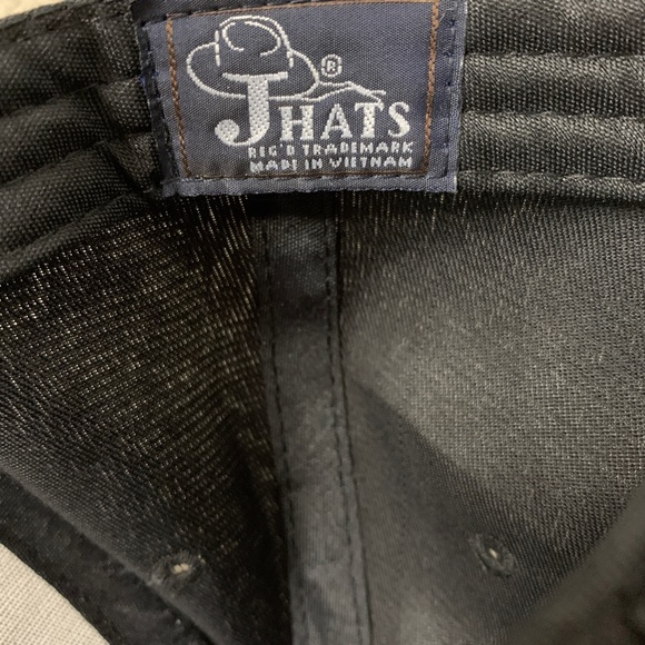 Niagara Falls Canada Baseball Cap Adult Adjustable Embroidered Black Red Hat - Picture 7 of 7